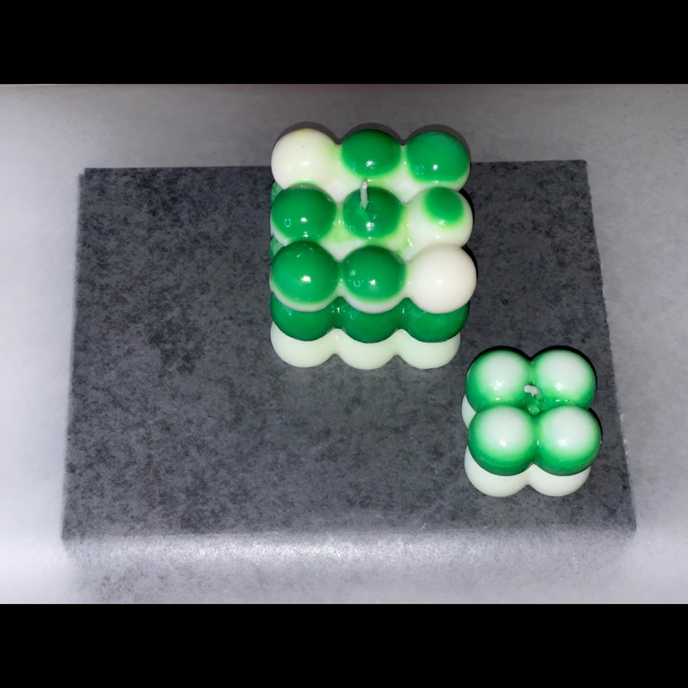 Multilayered bubble candles